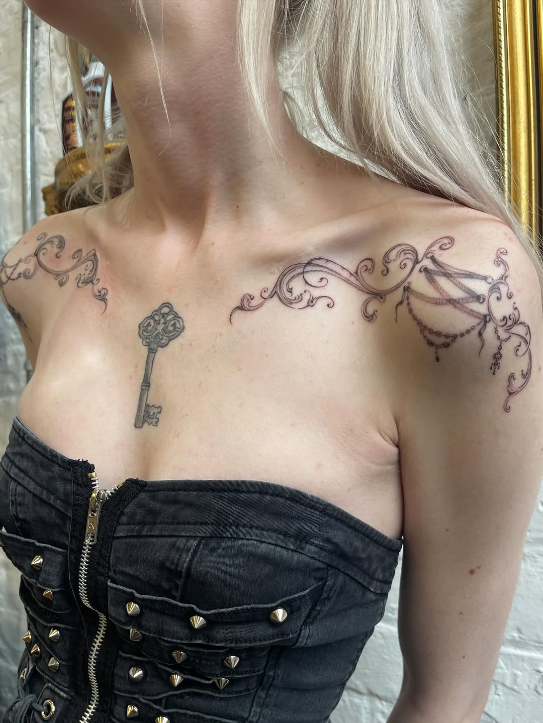 Ornamental Shoulder Swirls