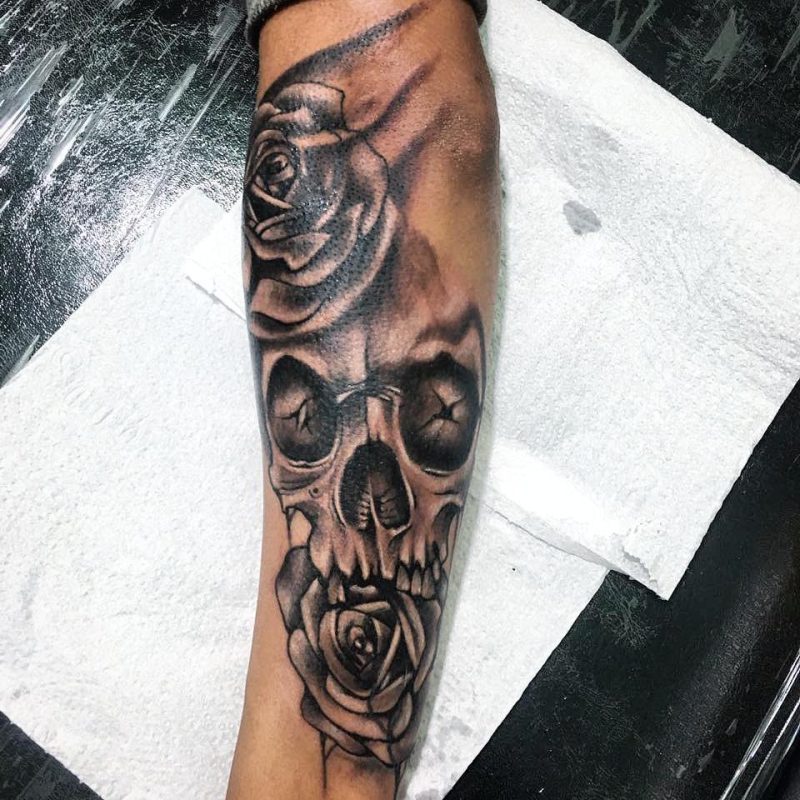 Skull with Roses