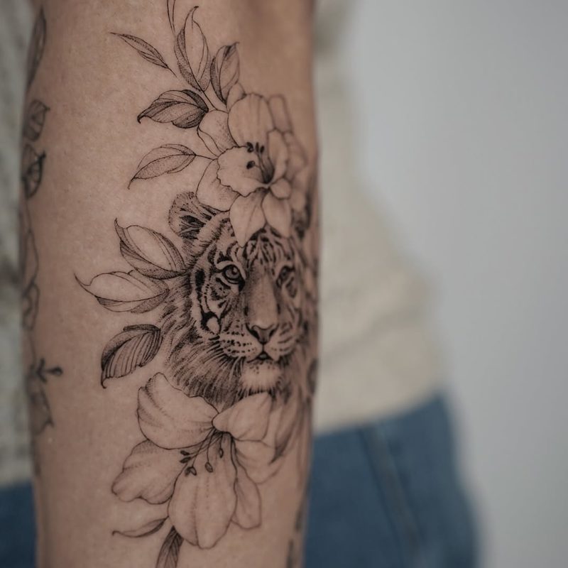 Tiger Floral