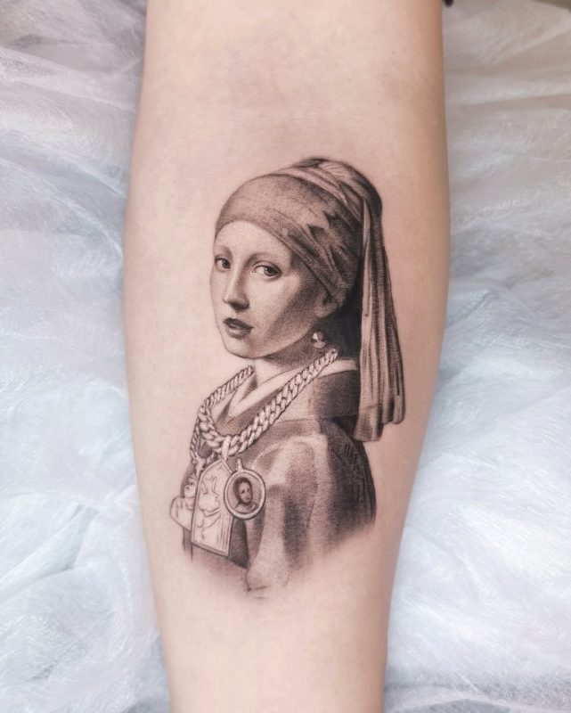 Girl with Pearl