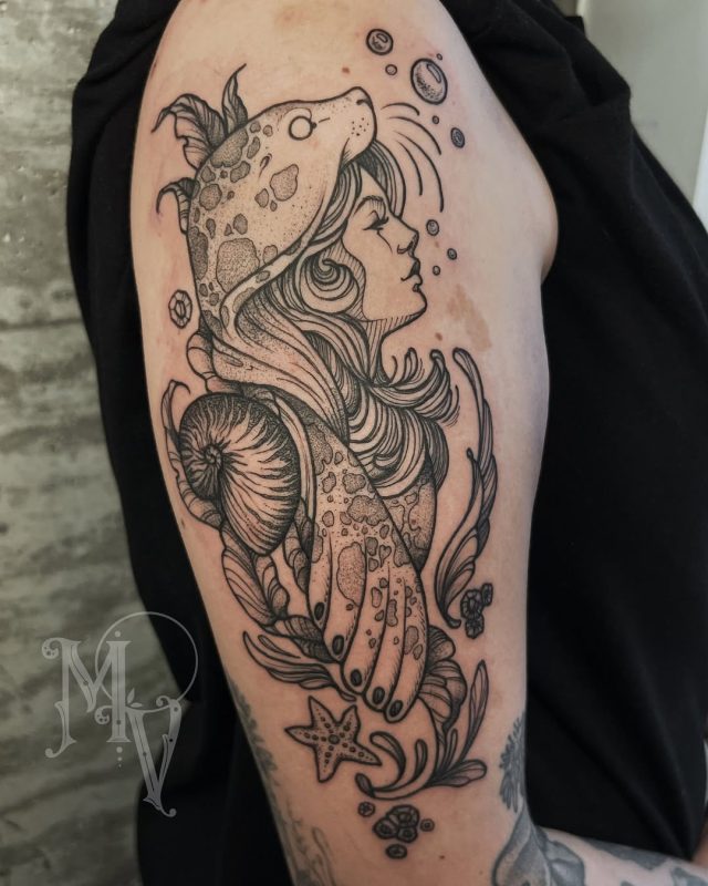 Oceanic Woman