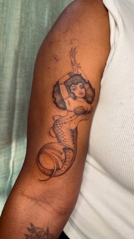 Mermaid Pinup