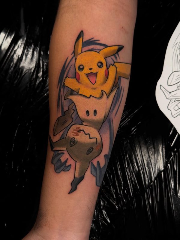 Pikachu & Mimikyu