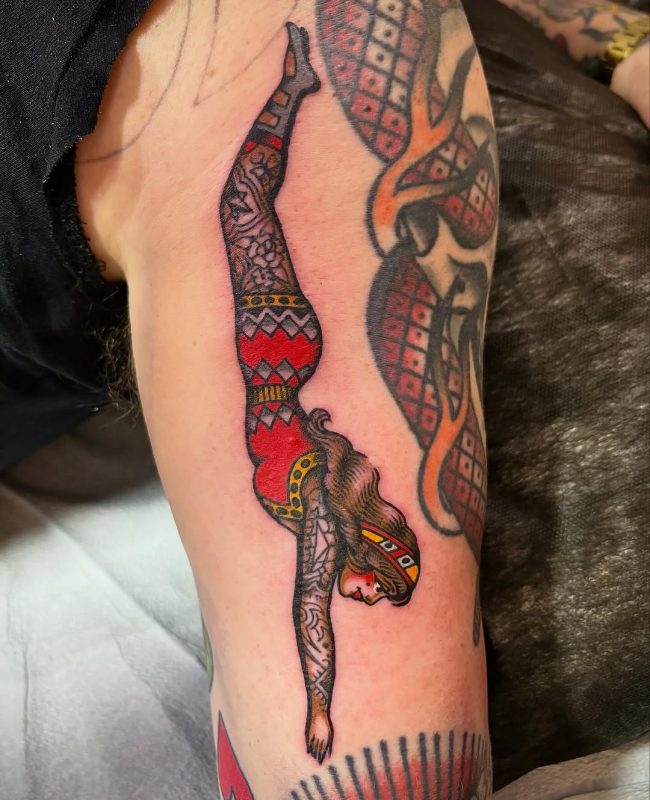 Diving Woman