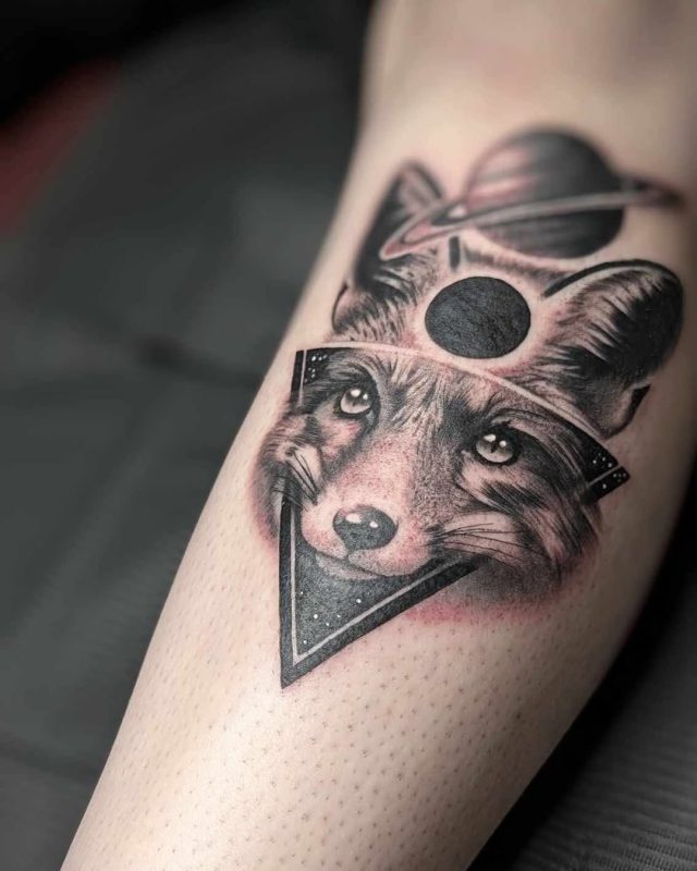 Fox Space Geometry