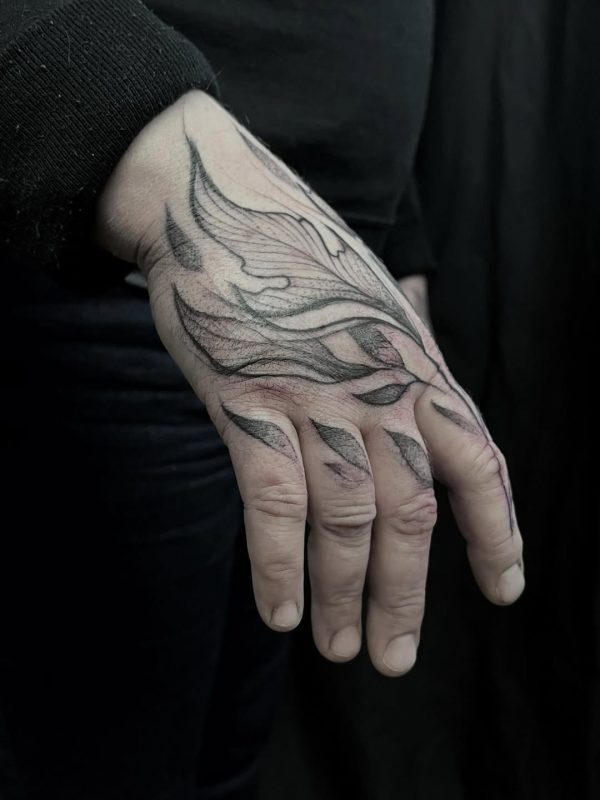 Fine Line Leaves