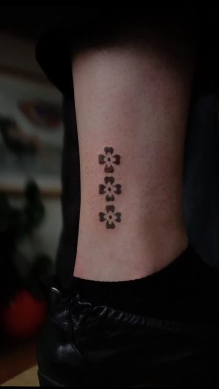 Minimalist Floral
