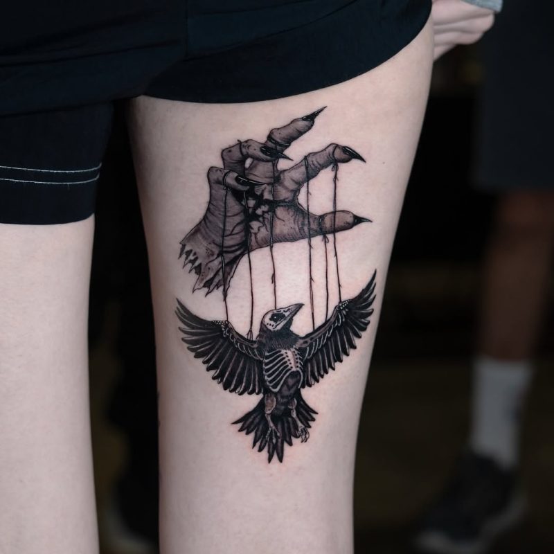 Puppet Crow