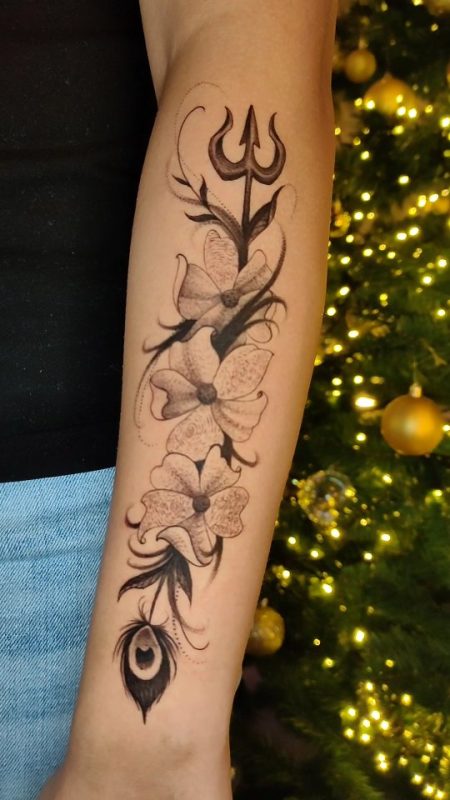 Floral vine forearm