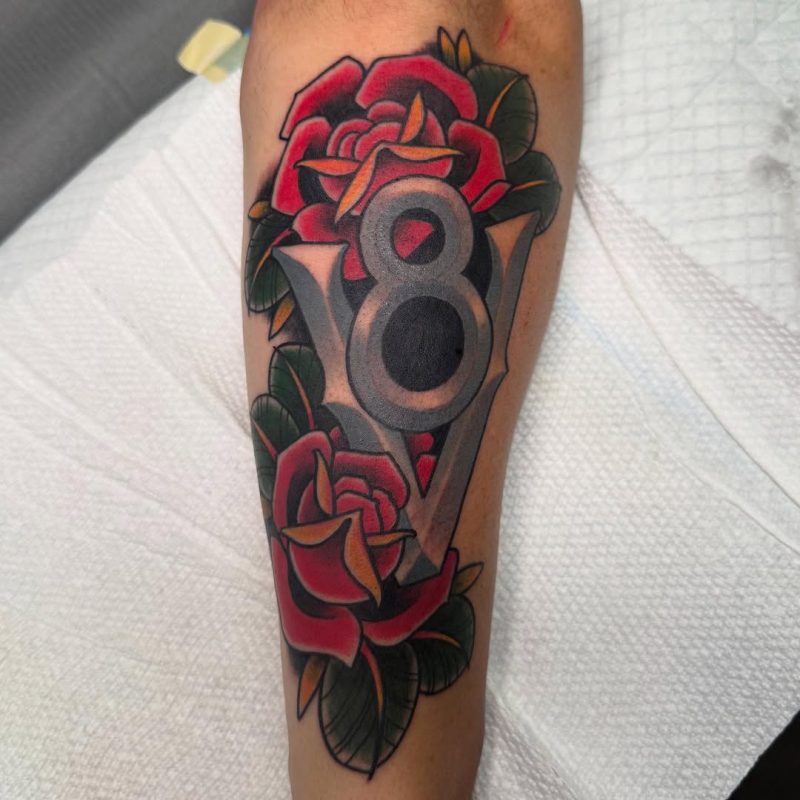 V8 Roses