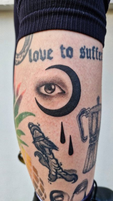 Eye Crescent
