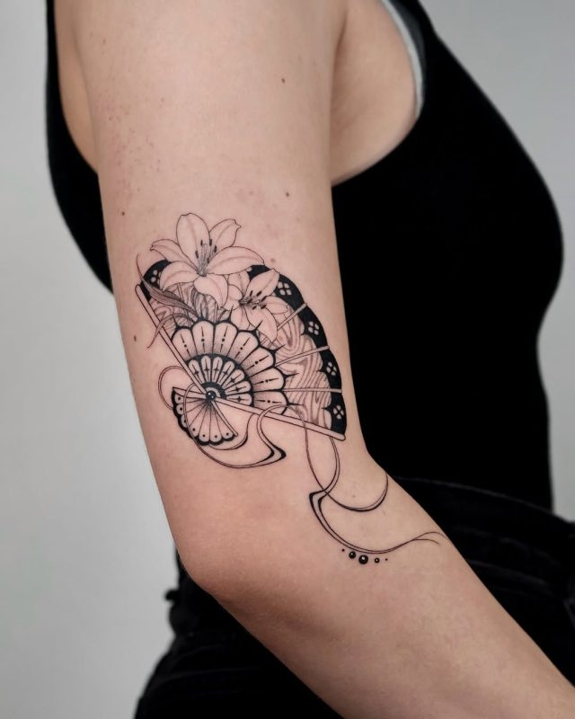 Fan and Lilies