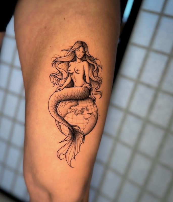 Mermaid Globe