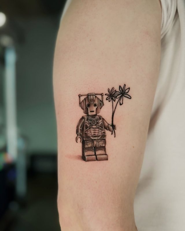 Robot with Flowers