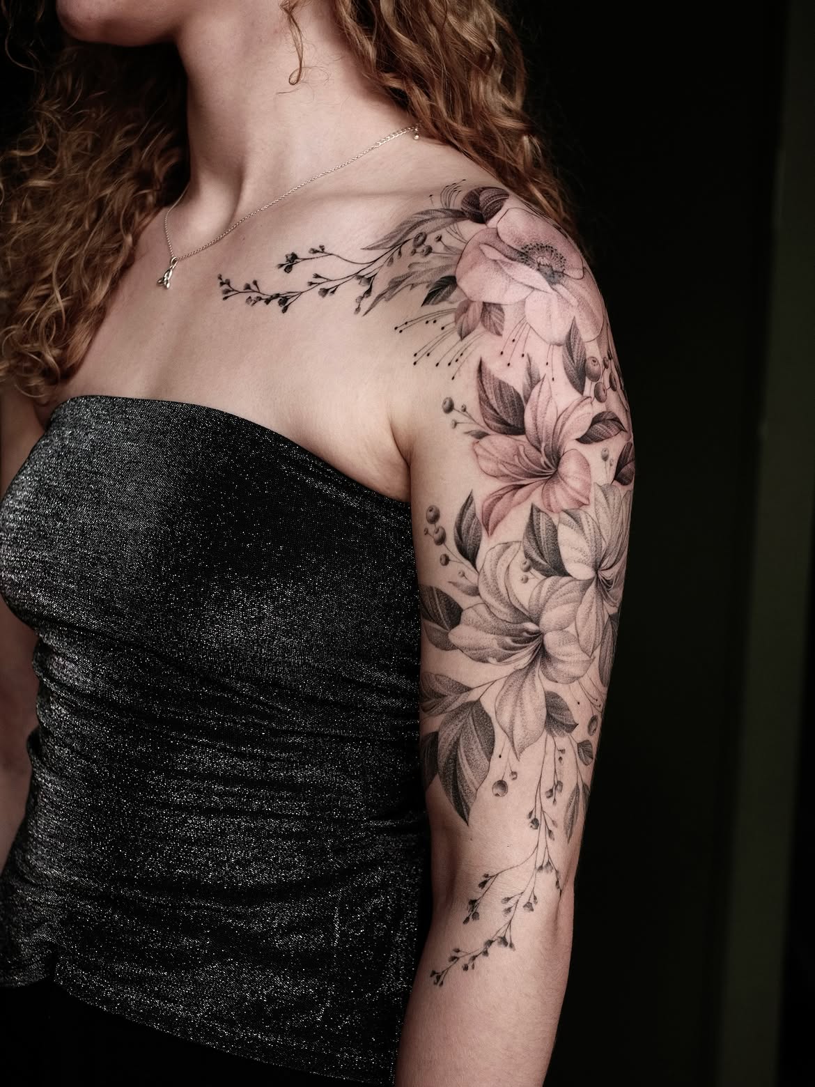 Floral upper arm