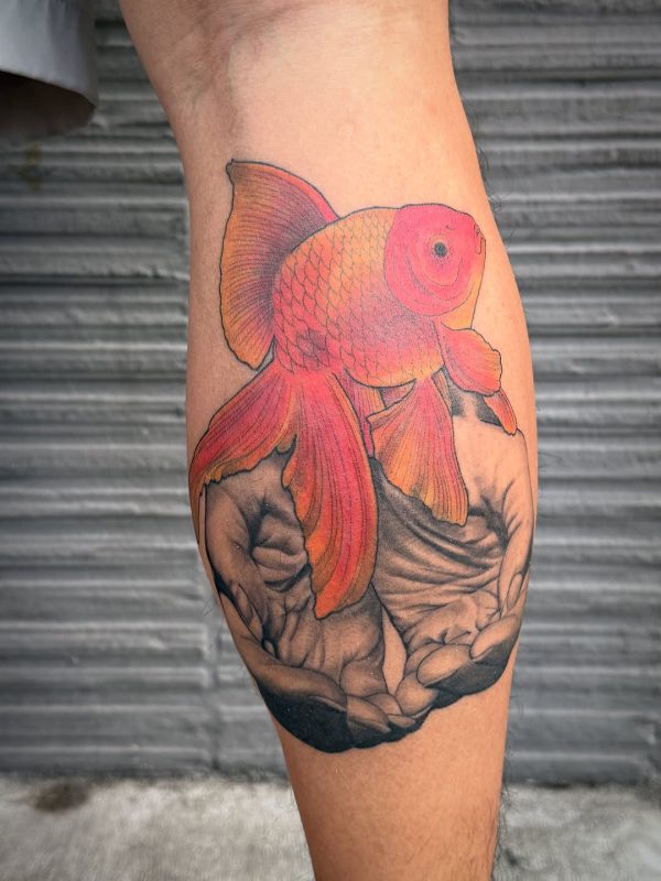 Goldfish Hands