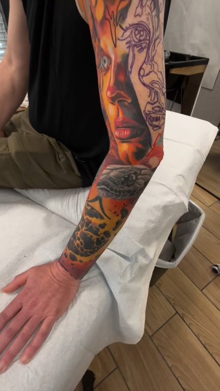 Colorful Face Sleeve