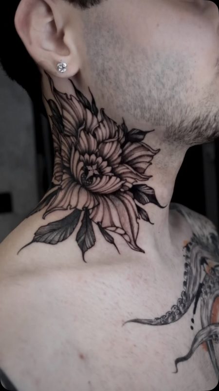 Floral Neckpiece