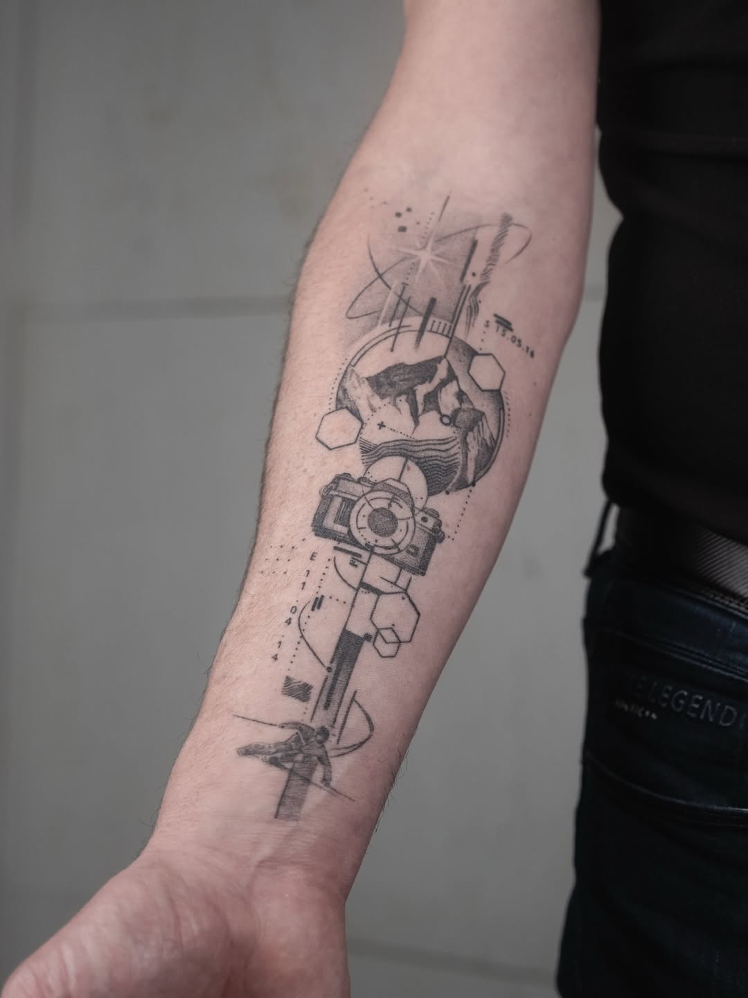 Abstract Camera Design