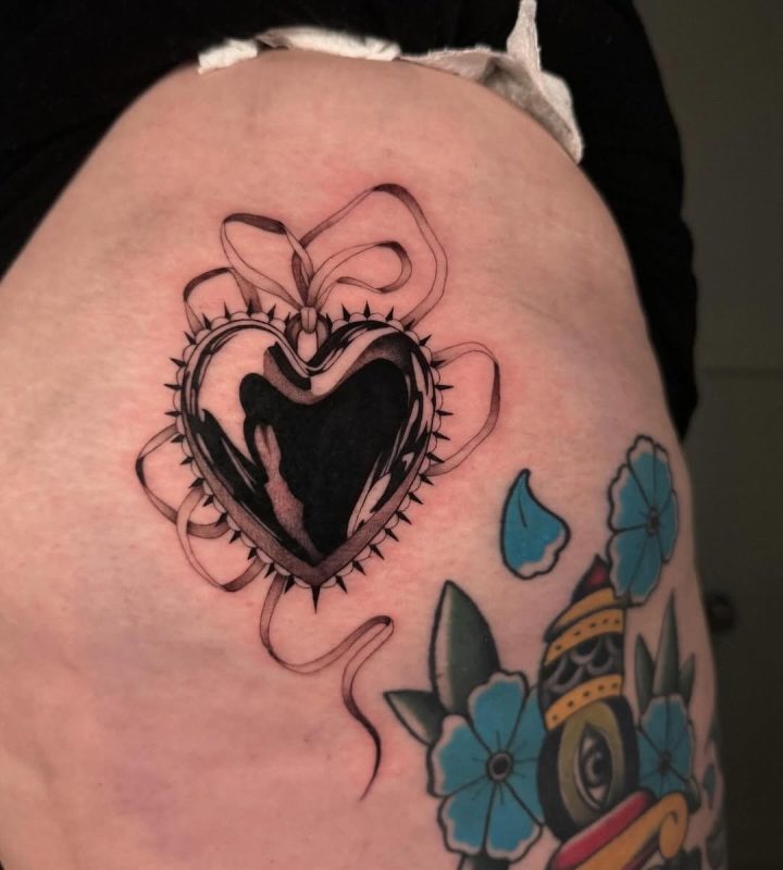 Black Heart Locket