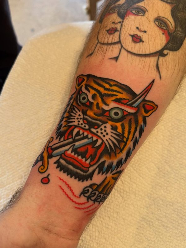 Tiger Dagger