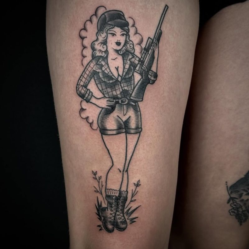 Pinup Girl Rifle