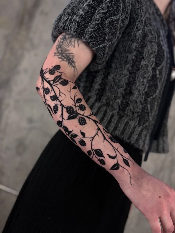 Blackwork Berries