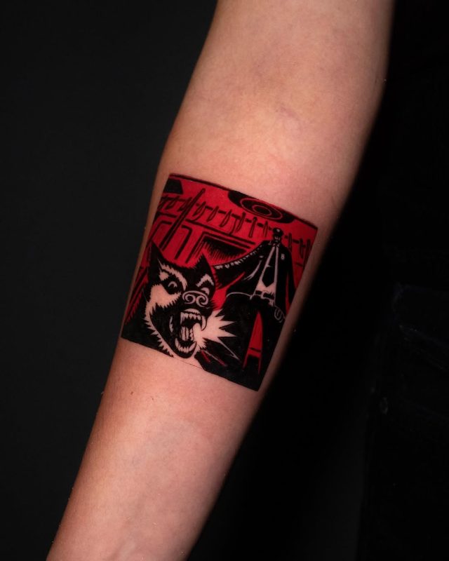 Red Black Scene