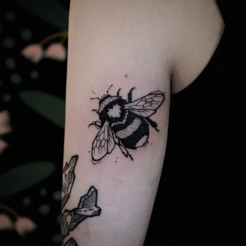 Blackwork Bee