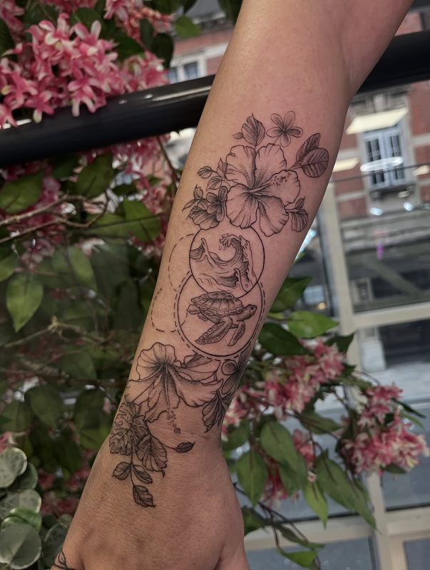 Floral Turtle Wave