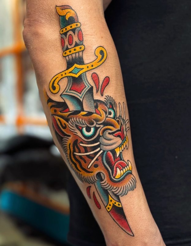 Tiger Dagger