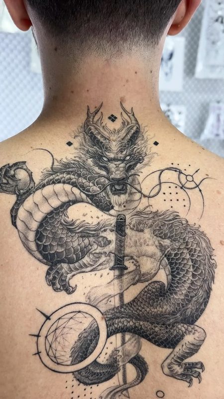 Dragon Sword