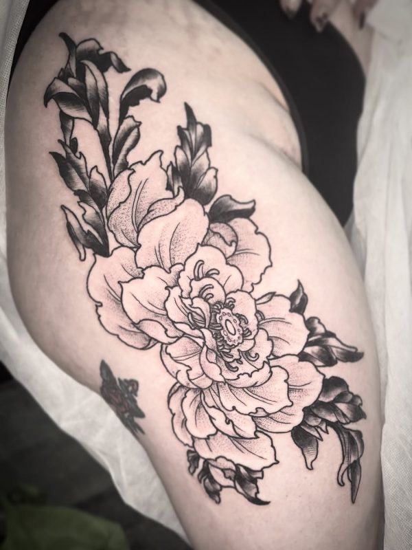 Floral Black Gray