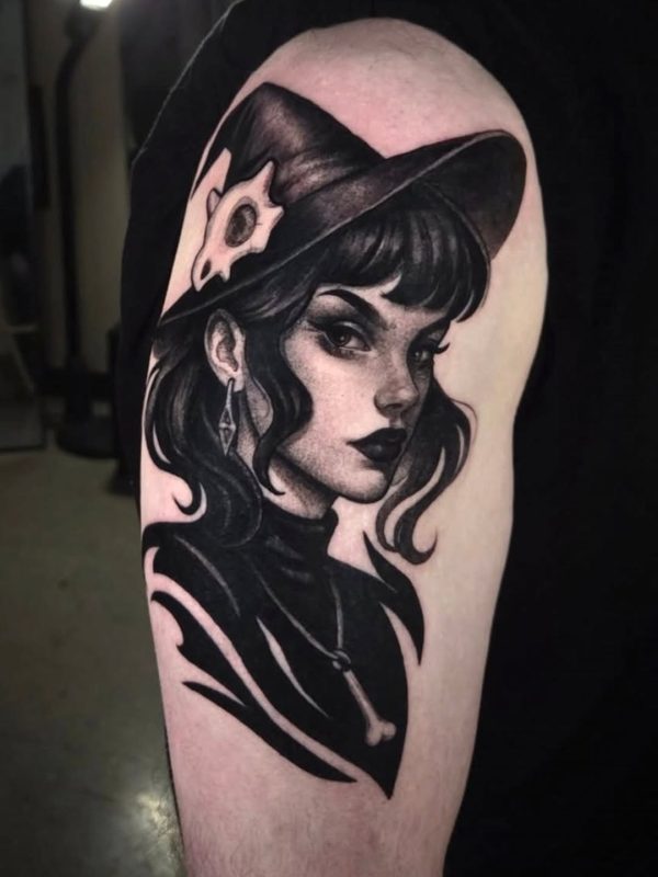 Portrait Witch
