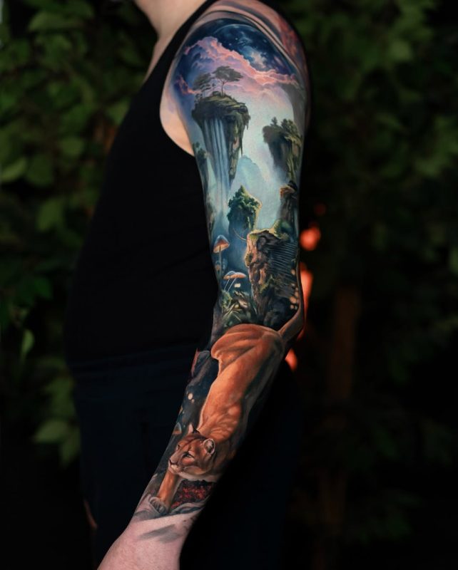 Mountain Lion Sleeve