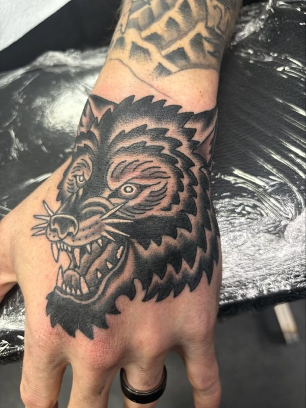 Traditional Wolf