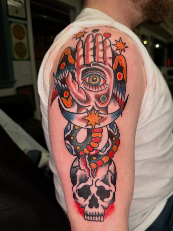 Mystic Skull Hand