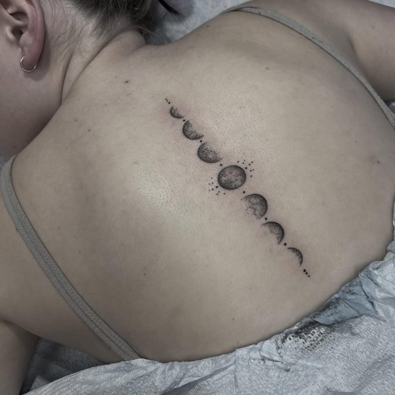Moon Phase Line