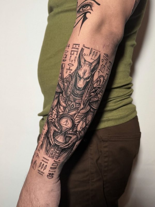 Anubis Hourglass
