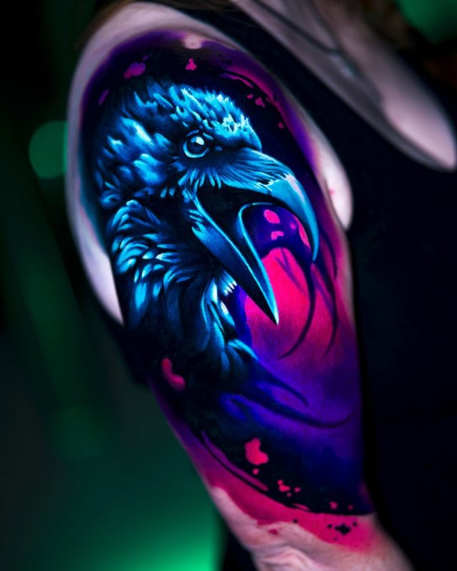 Neon Raven