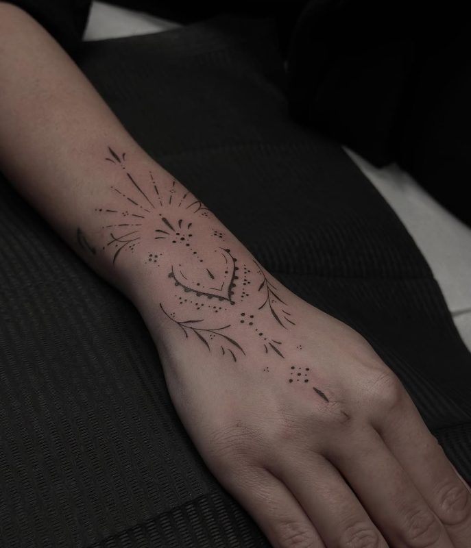 Delicate Fine Lines