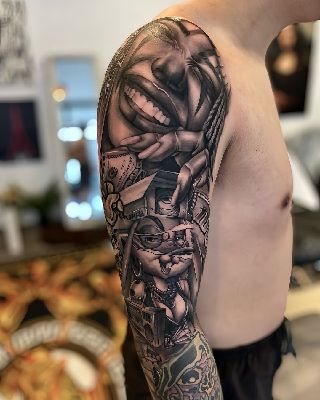 Mikey tattooer