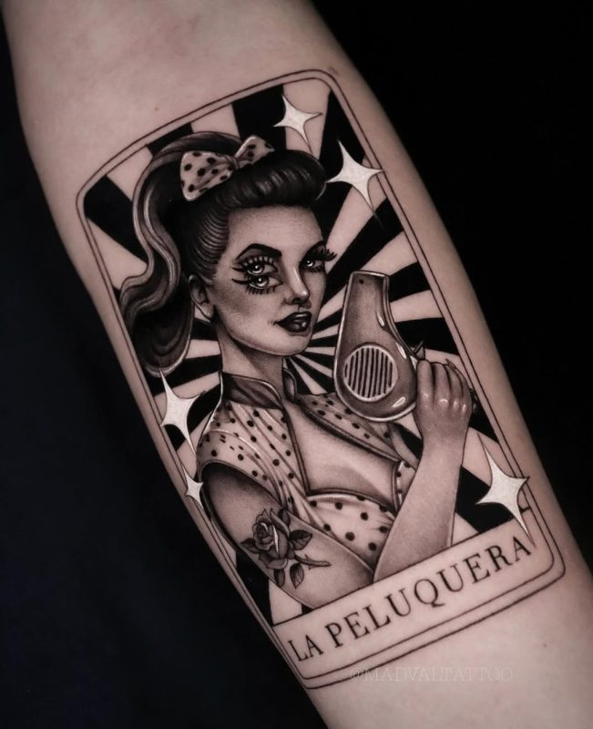 Pinup Hairdresser