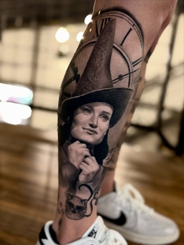 Witch Portrait Clock