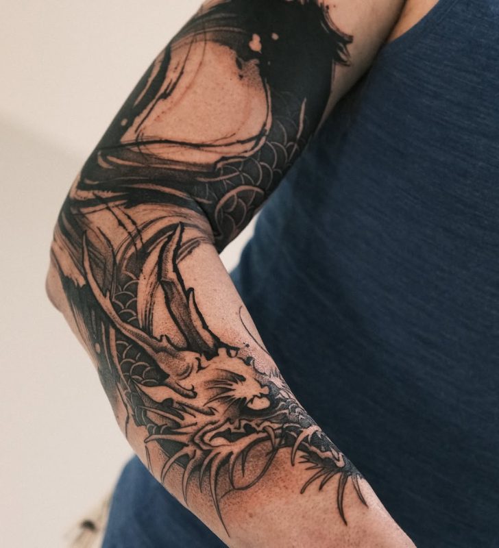 Dragon Sleeve