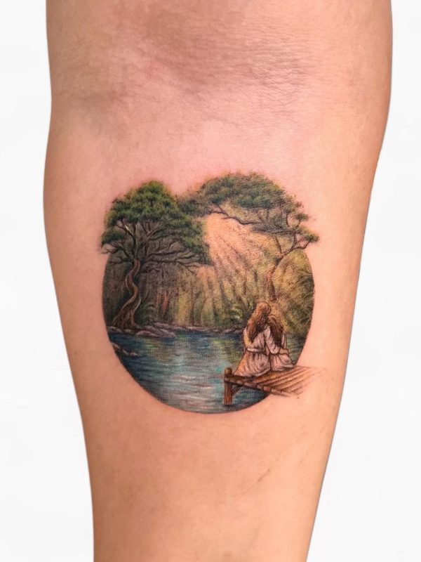 Serene Lakeside Scene