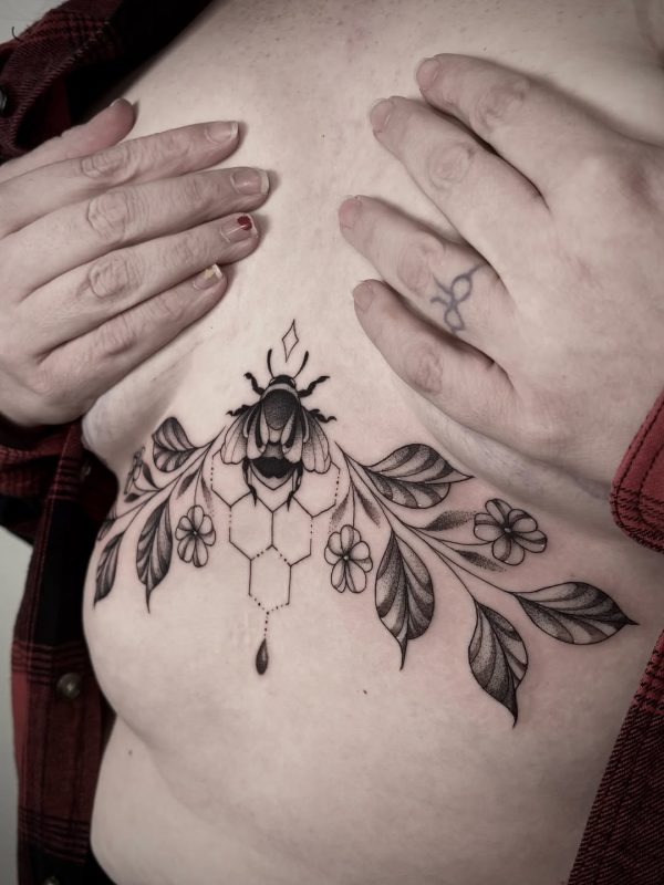Bee and Honeycomb