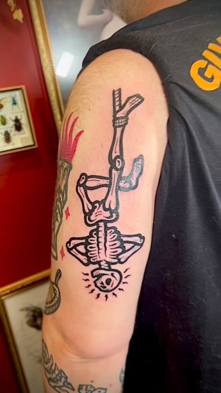 Upside Skeleton