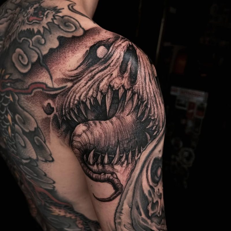 Fanged Creature