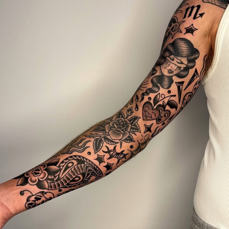 Traditional Sleeve